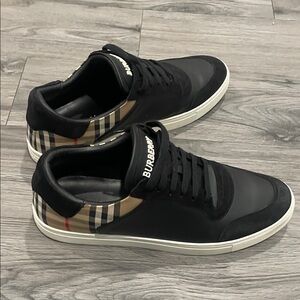 Burberry Black and Beige Men's Sneakers